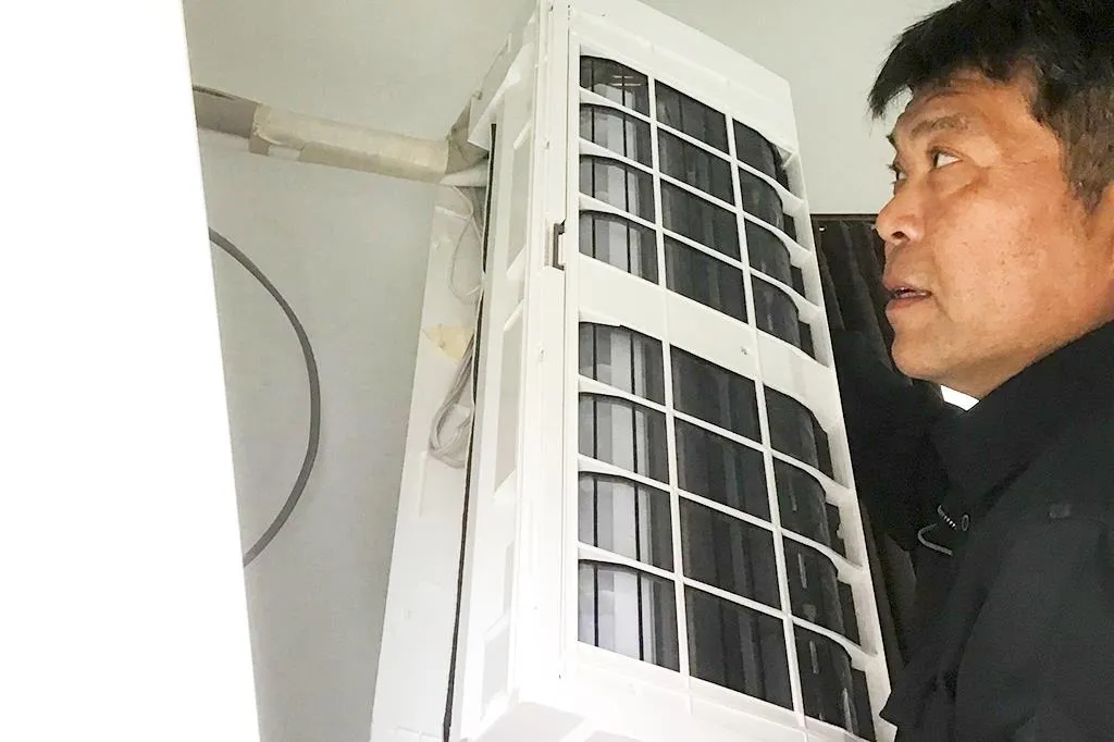 エアコン取り付け